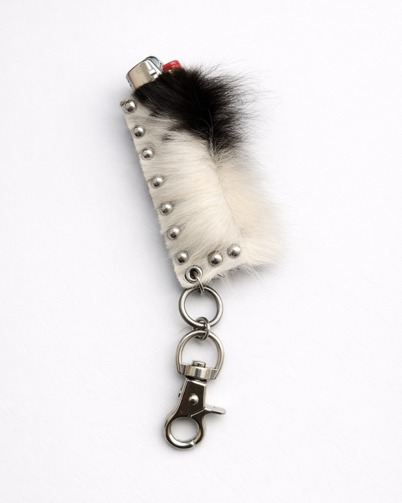 B&W fur lighter case